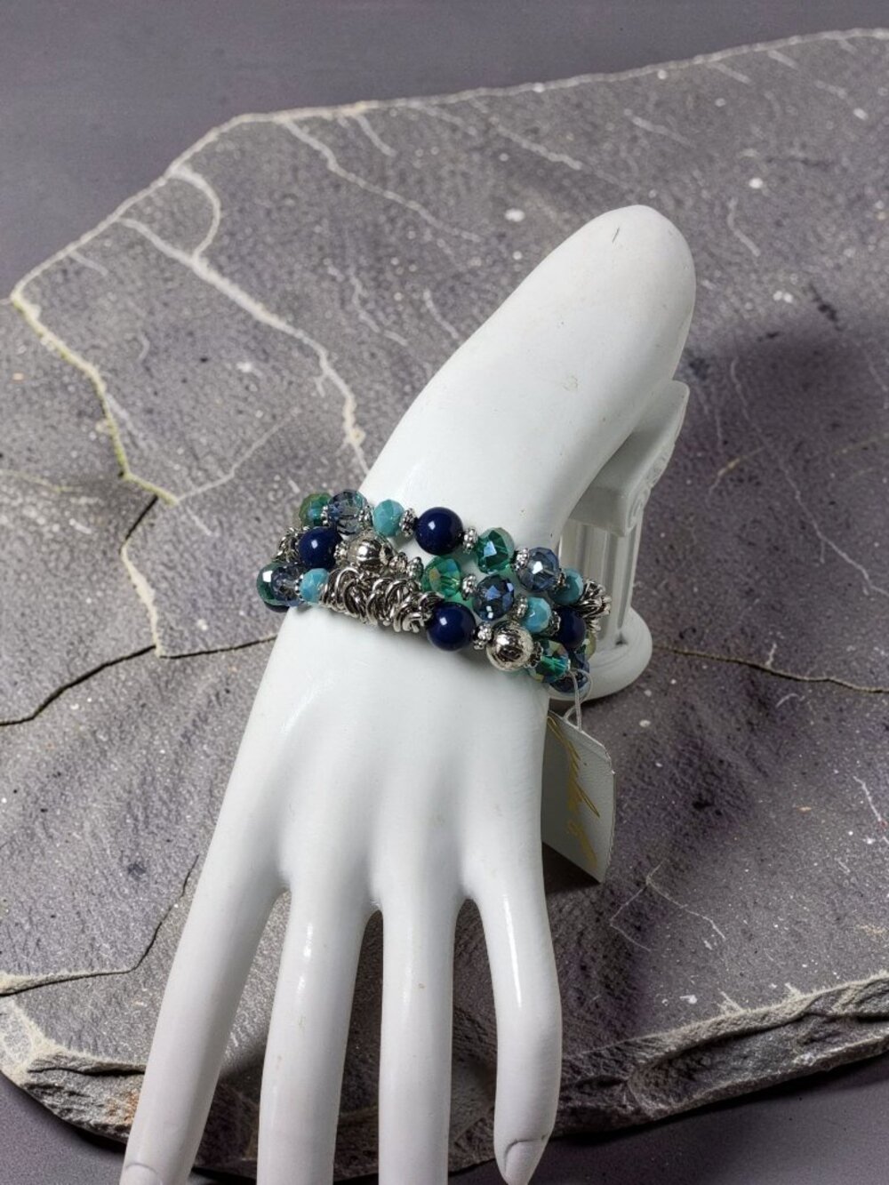 vintage jules b silver tone blue acrylic chrystals wrap bracelet.